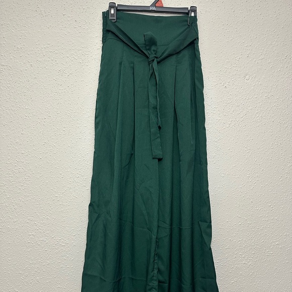 Women's Green High-Waisted Pants - Picture 3 of 4
